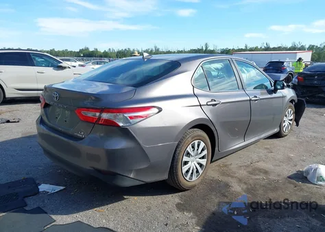 2020 Toyota Camry Le Hybrid from USA, damaged, VIN 4T1C31AK4LU540759